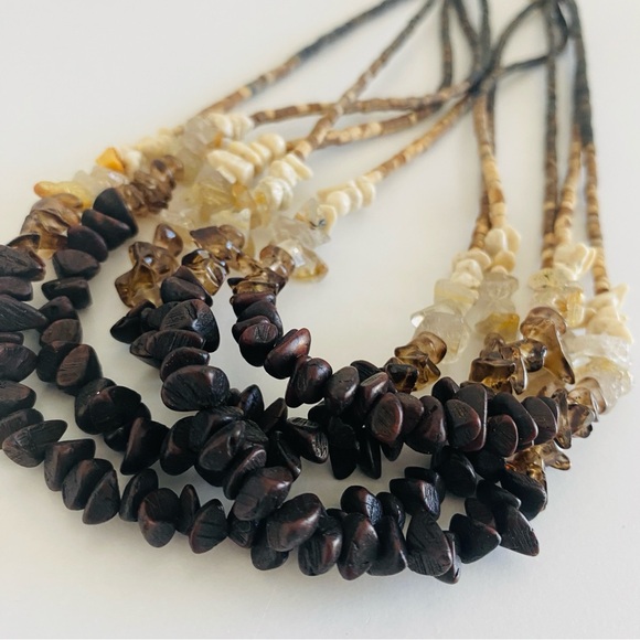 Coldwater creek multi strand multi color chip necklace brown white - Picture 2 of 5